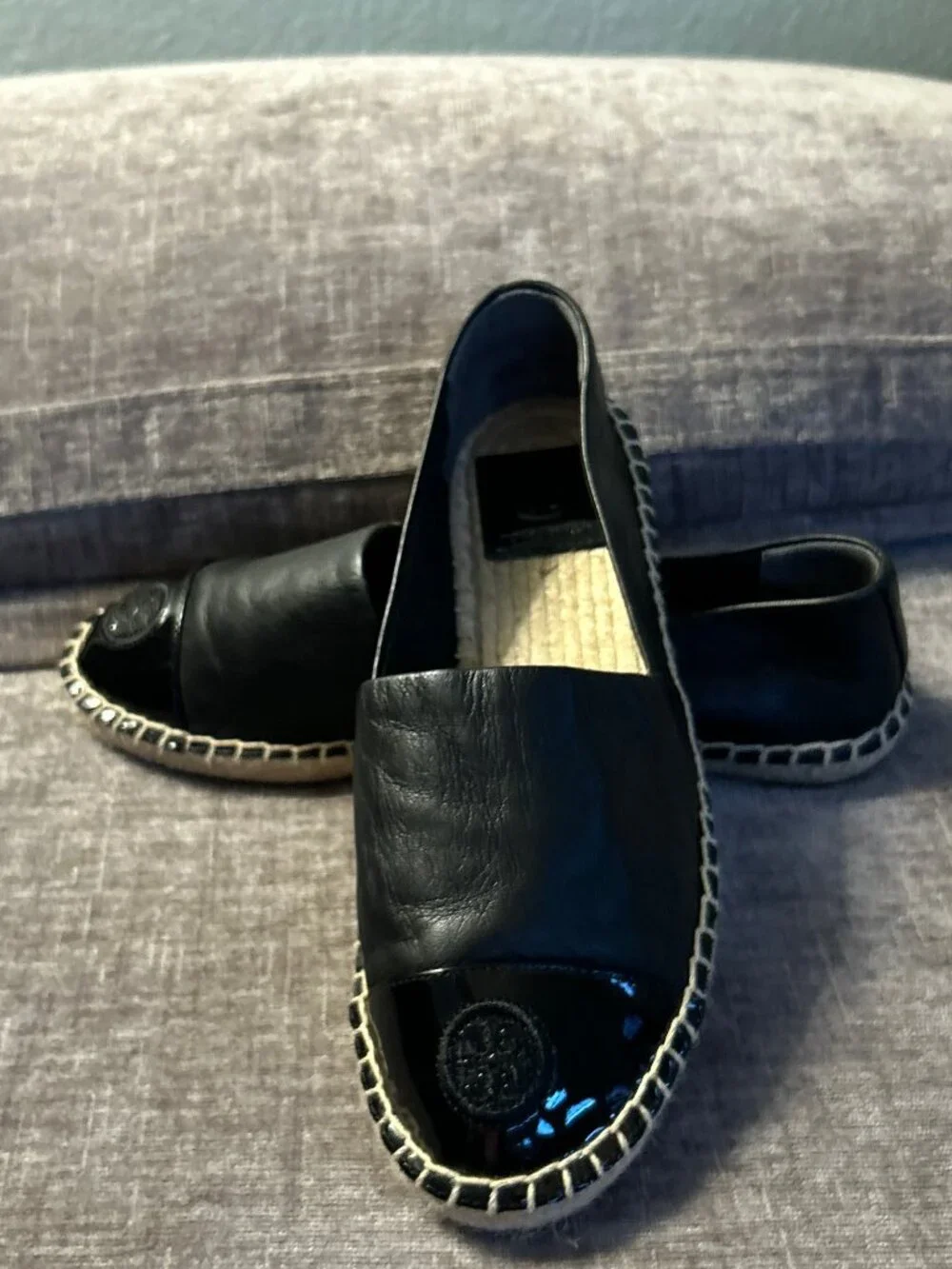Tory Burch ~ Black Benton Espadrilles ~ 7.5 ~ Logo ~ Two Tone